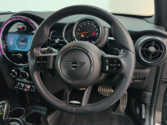 2025 Mini Hatch