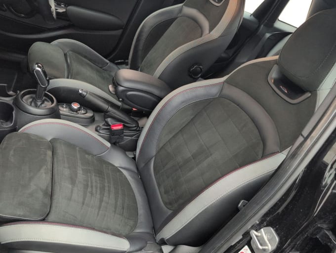 2025 Mini Hatch