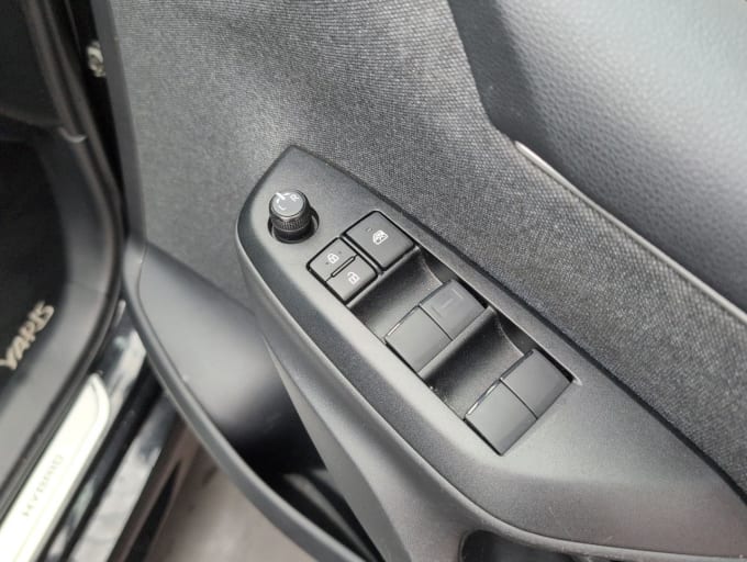 2025 Toyota Yaris