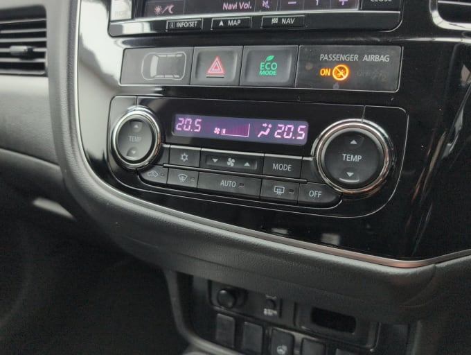2025 Mitsubishi Outlander