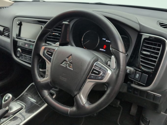 2025 Mitsubishi Outlander