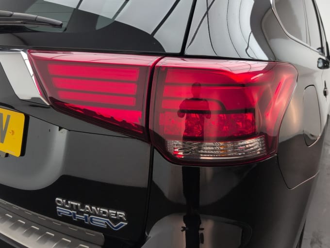 2025 Mitsubishi Outlander