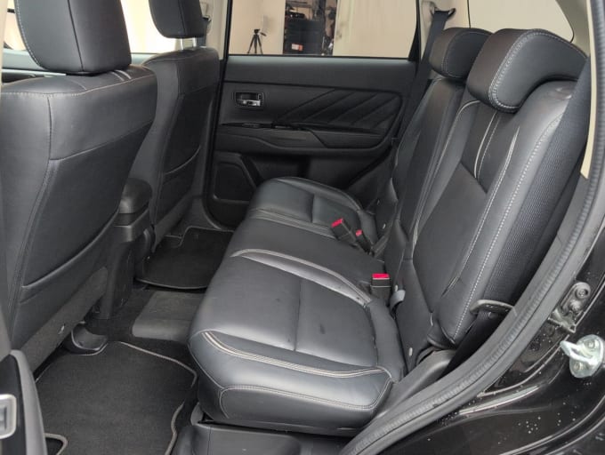 2025 Mitsubishi Outlander