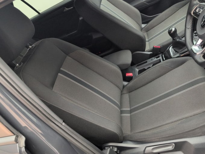 2025 Volkswagen T-roc