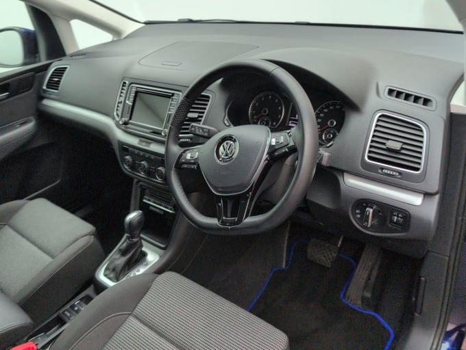2025 Volkswagen Sharan
