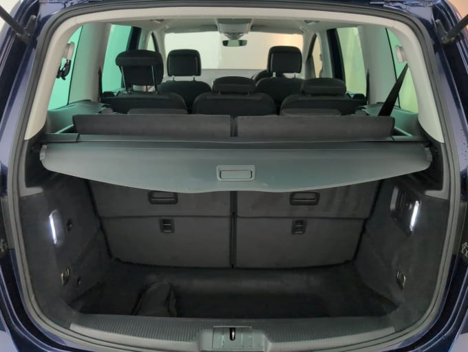 2025 Volkswagen Sharan