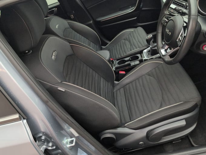 2025 Kia Xceed