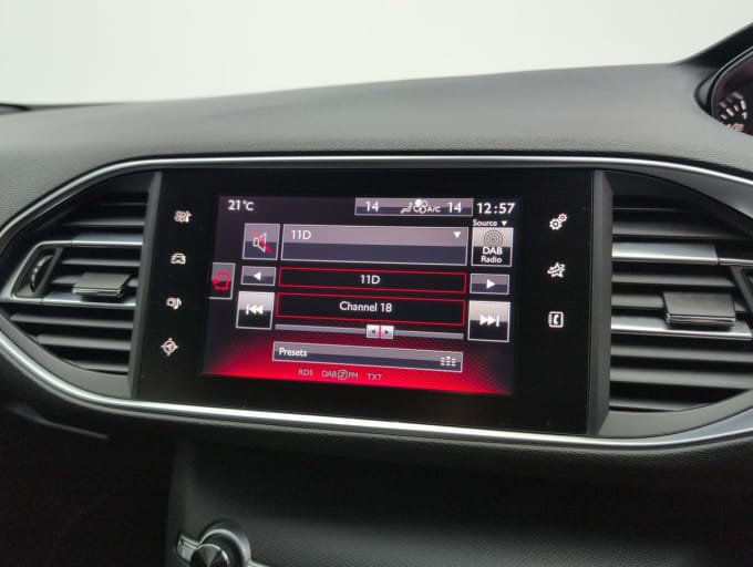 2025 Peugeot 308