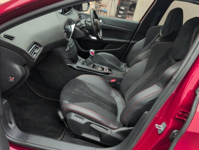 2025 Peugeot 308