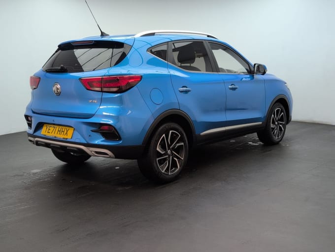 2025 Mg Mg Zs