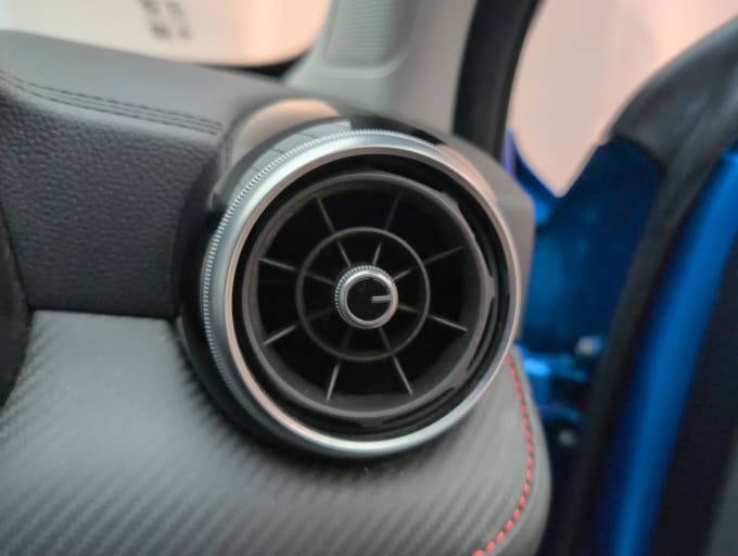 2025 Mg Mg Zs