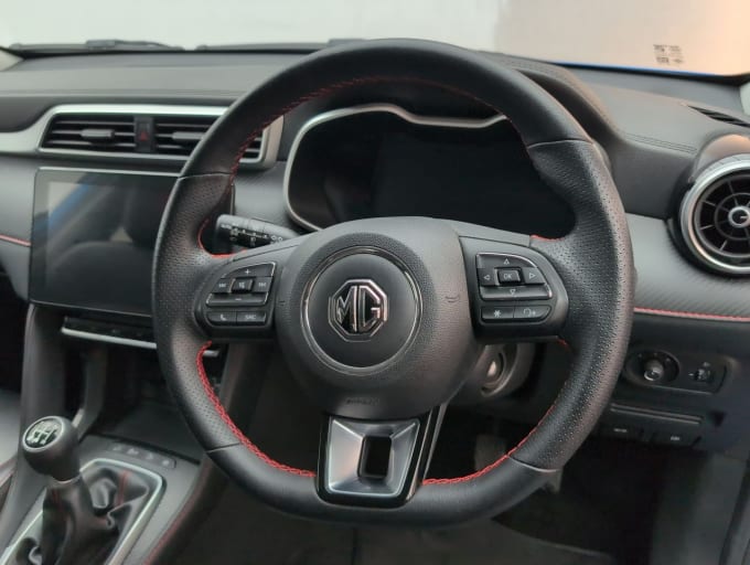 2025 Mg Mg Zs