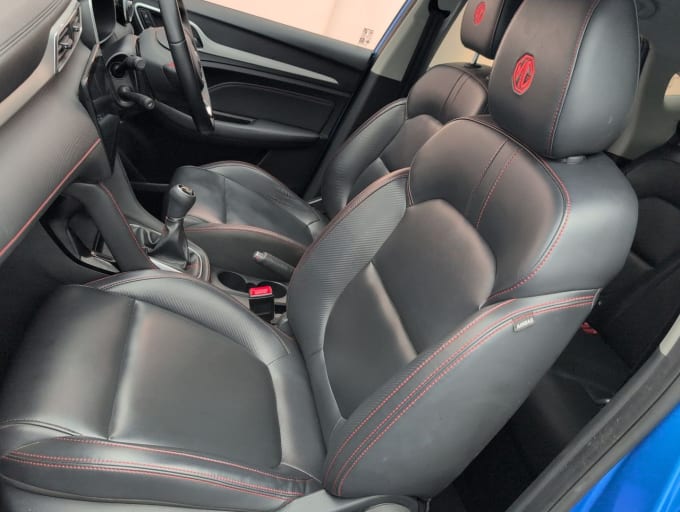 2025 Mg Mg Zs