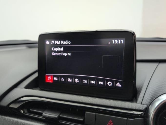 2025 Mazda 121