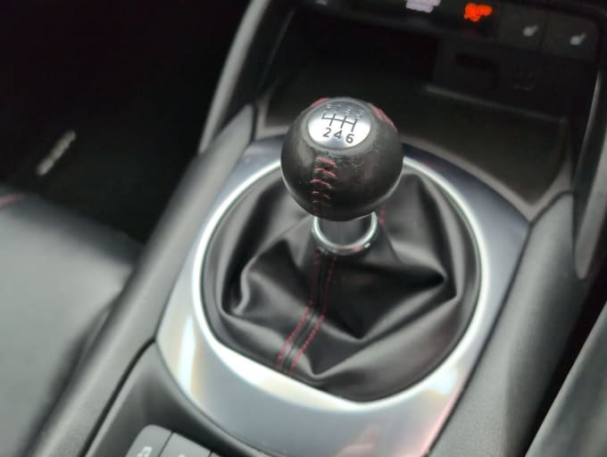 2025 Mazda 121
