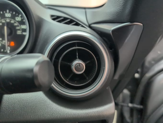2025 Mazda 121