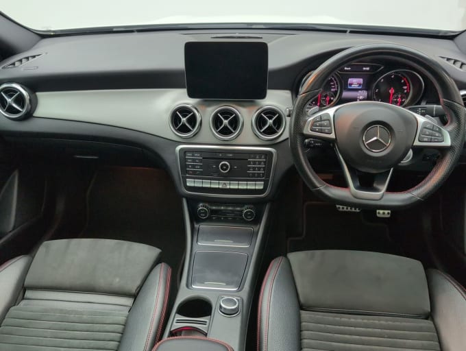 2025 Mercedes-benz 180