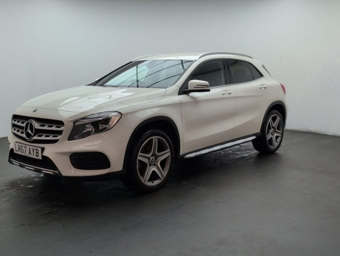 2025 Mercedes-benz 180