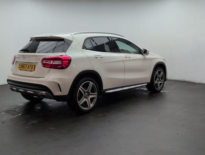 2025 Mercedes-benz 180
