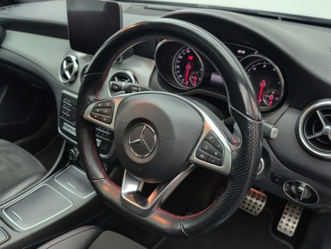 2025 Mercedes-benz 180
