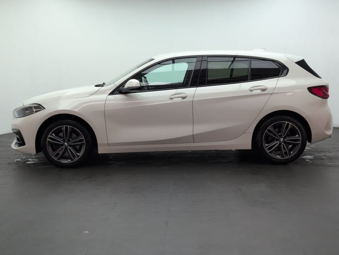2025 BMW 1 Series