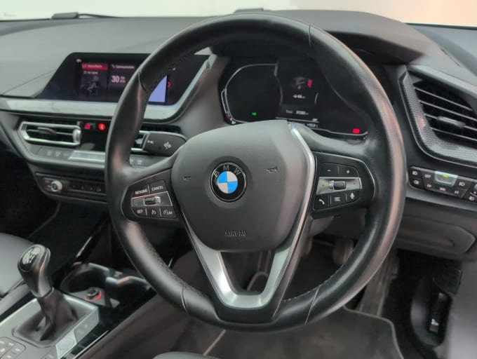 2025 BMW 1 Series