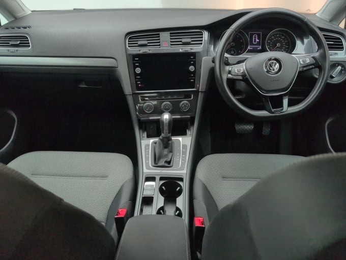 2025 Volkswagen Golf