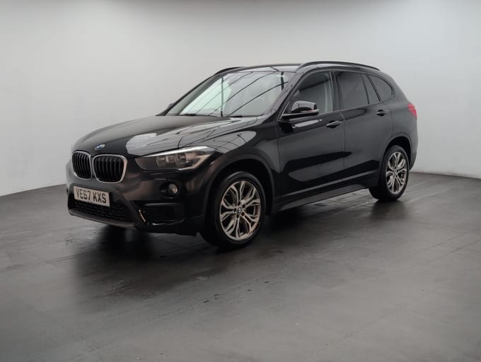 2025 BMW X1