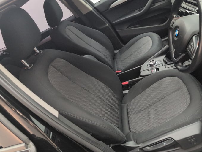 2025 BMW X1