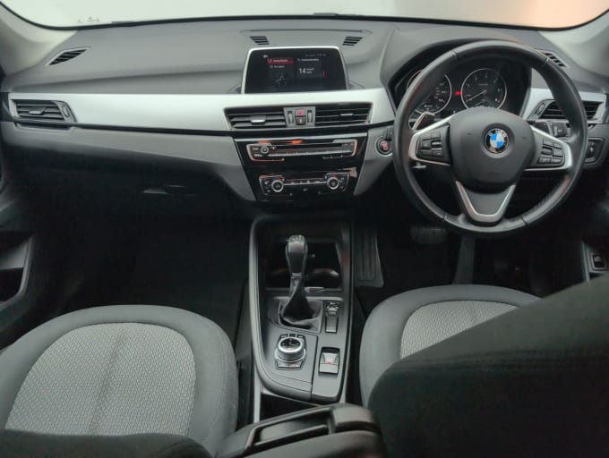 2025 BMW X1