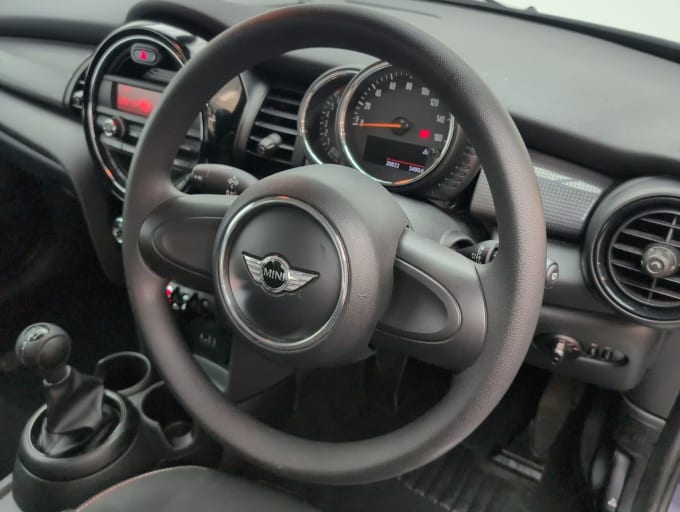 2025 Mini Hatch