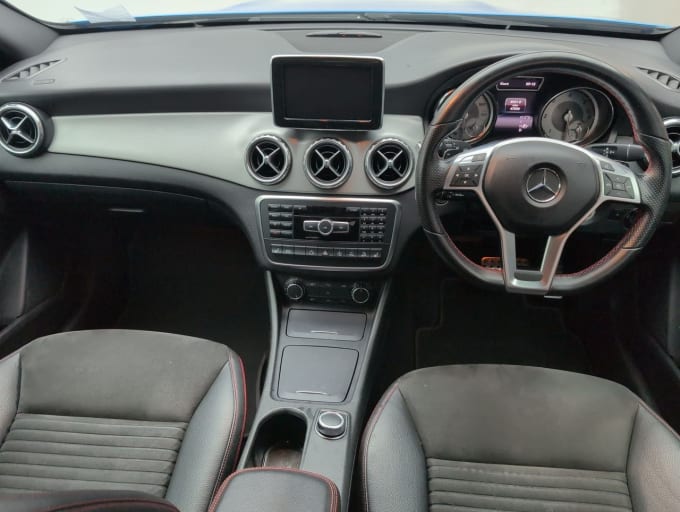 2025 Mercedes-benz 180