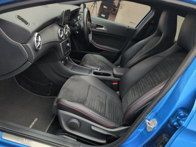 2025 Mercedes-benz 180