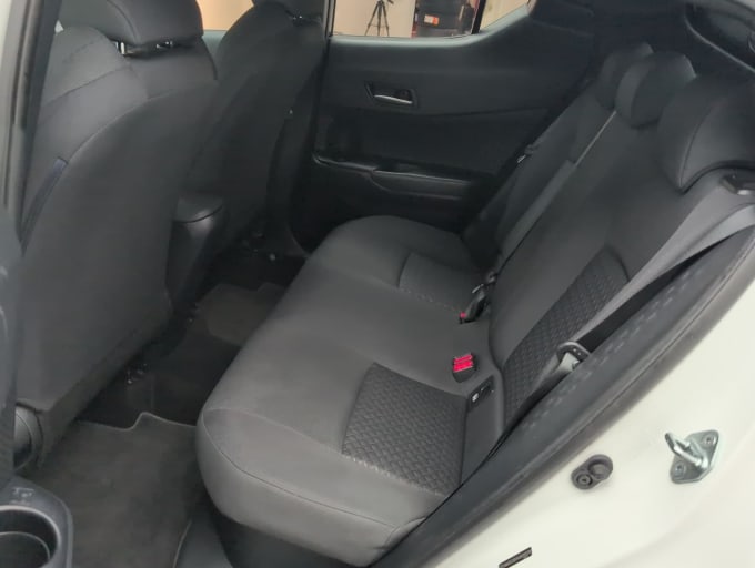 2025 Toyota C-hr