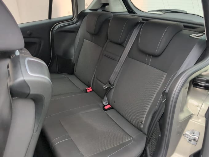 2025 Ford B-max