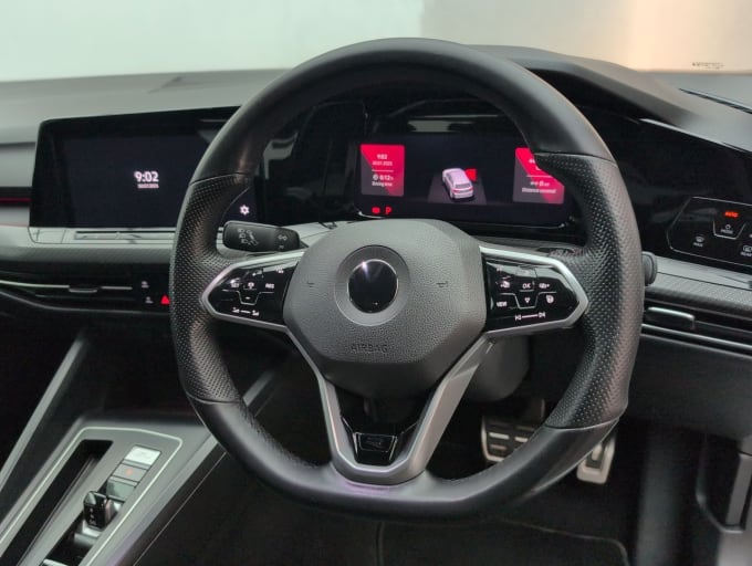 2025 Volkswagen Golf