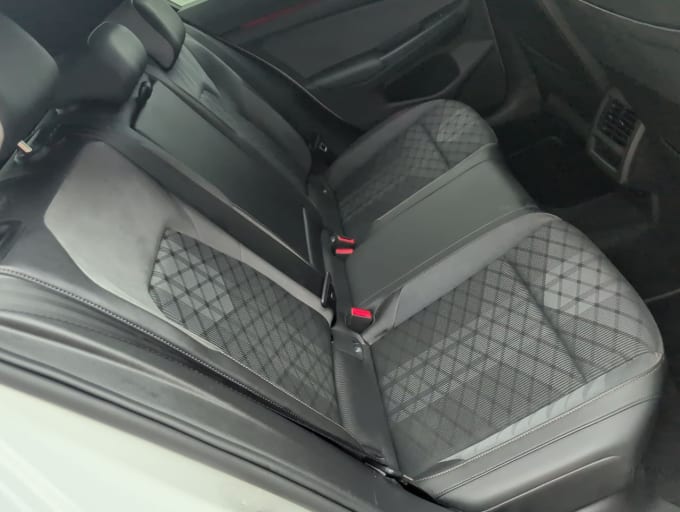 2025 Volkswagen Golf