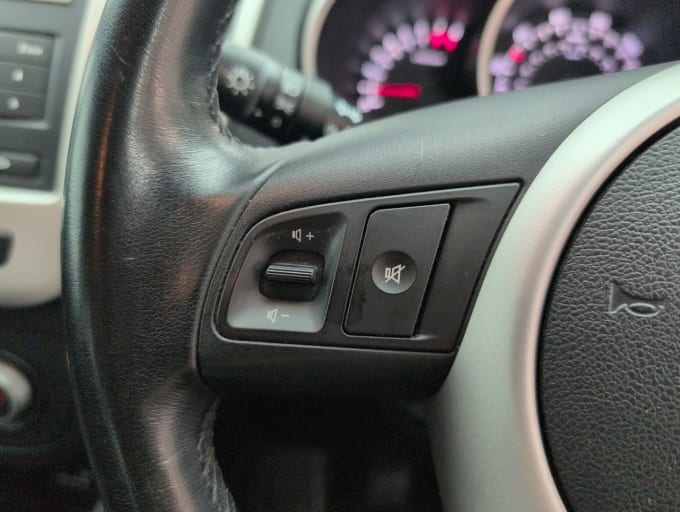 2025 Kia Venga