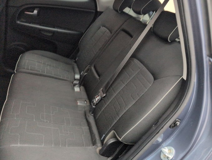 2025 Kia Venga
