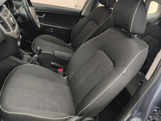 2025 Kia Venga
