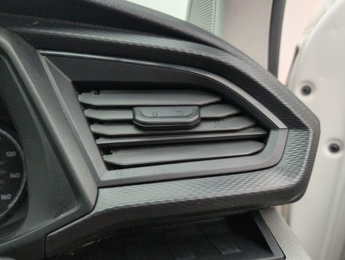 2025 Volkswagen Transporter