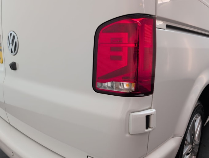 2025 Volkswagen Transporter