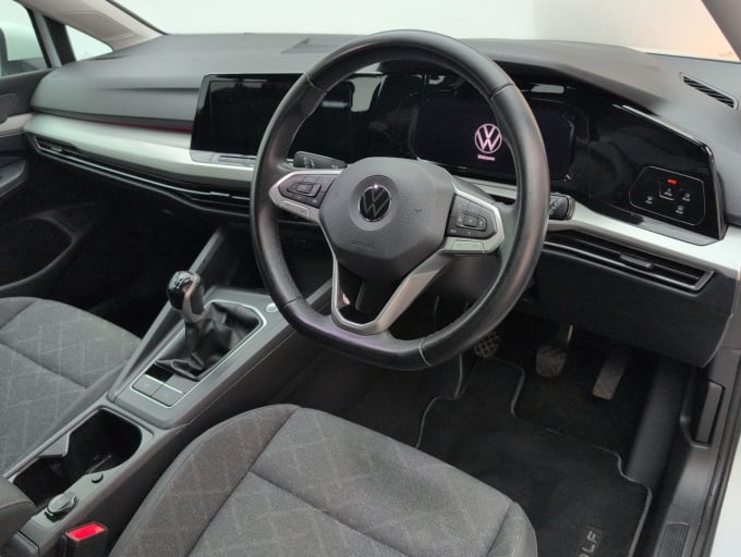 2025 Volkswagen Golf