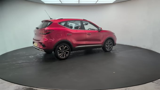 2025 Mg Mg Zs