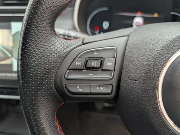 2025 Mg Mg Zs