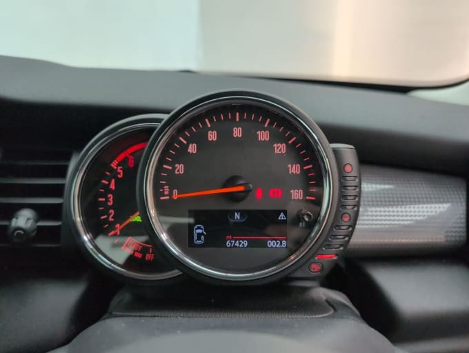 2025 Mini Hatch