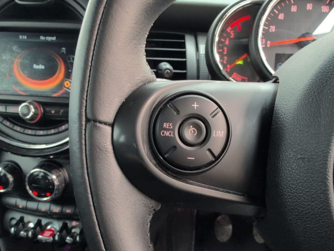 2025 Mini Hatch