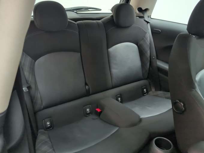 2025 Mini Hatch