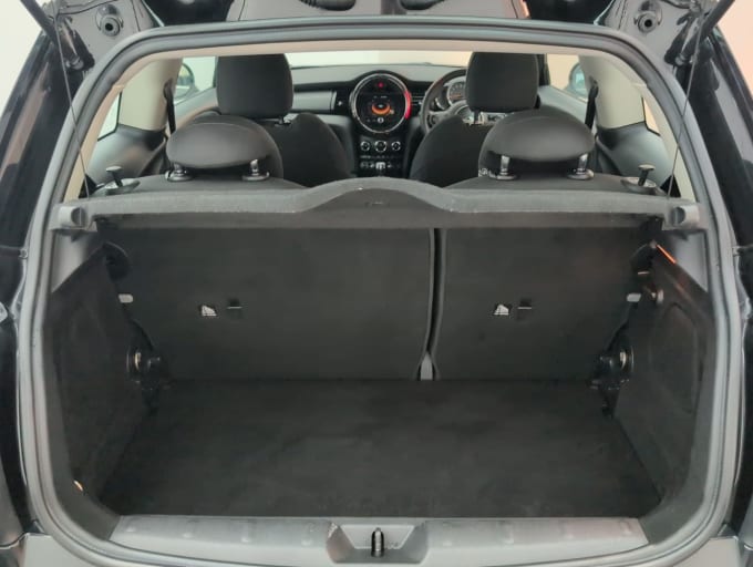 2025 Mini Hatch