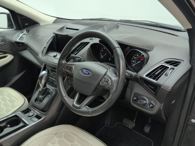 2025 Ford Kuga